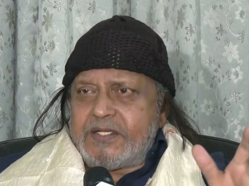 Mithun Chakraborty says so many awards for a ‘poor boy like him from the footpath’ is  ‘overwhelming’