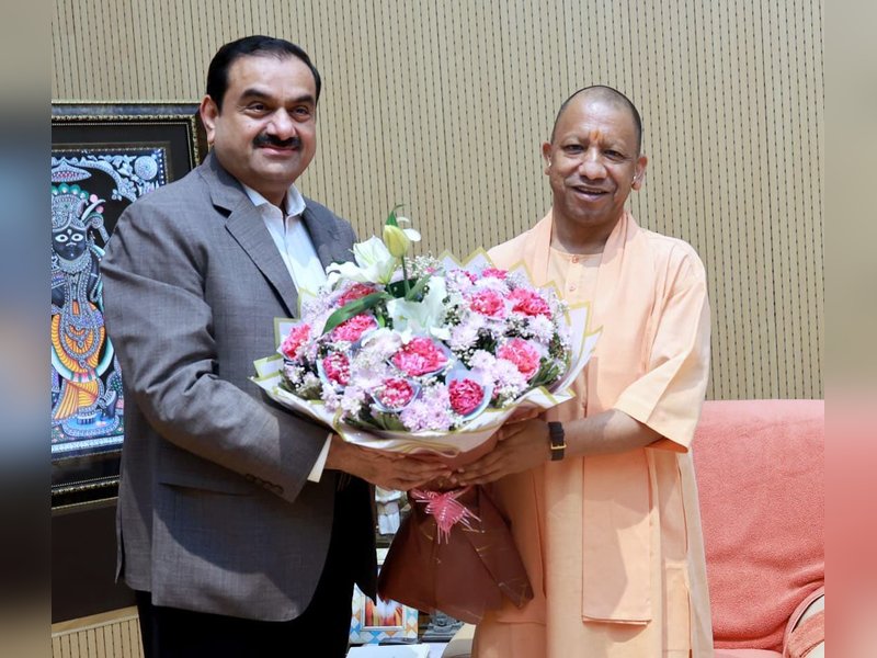 गौतम अदाणी ने सराहा सीएम योगी का ‘विकसित यूपी’ रोडमैप, बोले- हमें तरक्की में योगदान देने पर गर्व