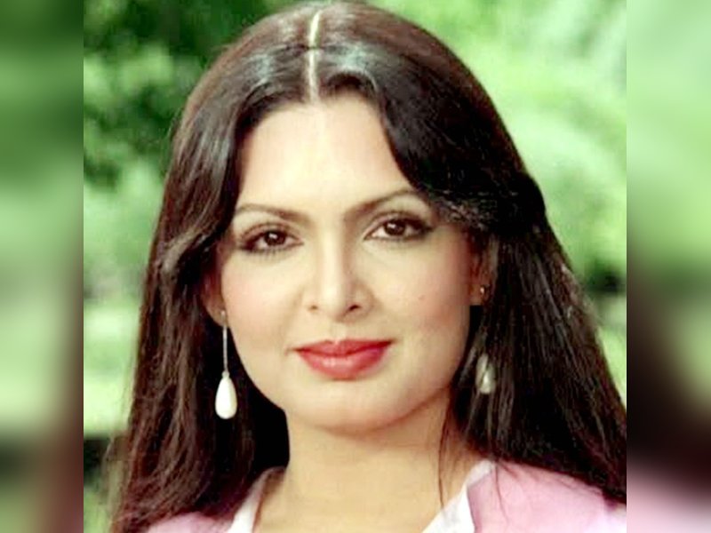 कॉलेज में दिखीं, डायरेक्टर की नजर पड़ी और बदल गई किस्मत, ऐसे शुरू हुआ परवीन बॉबी का फिल्मी सफर