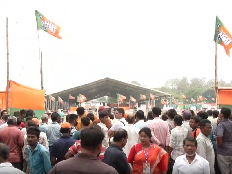 पीएम मोदी की रैली से पहले कूचबिहार में जुटे भाजपा कार्यकर्ता, बोले-ममता दीदी को एक भी वोट नहीं मिलेगा
