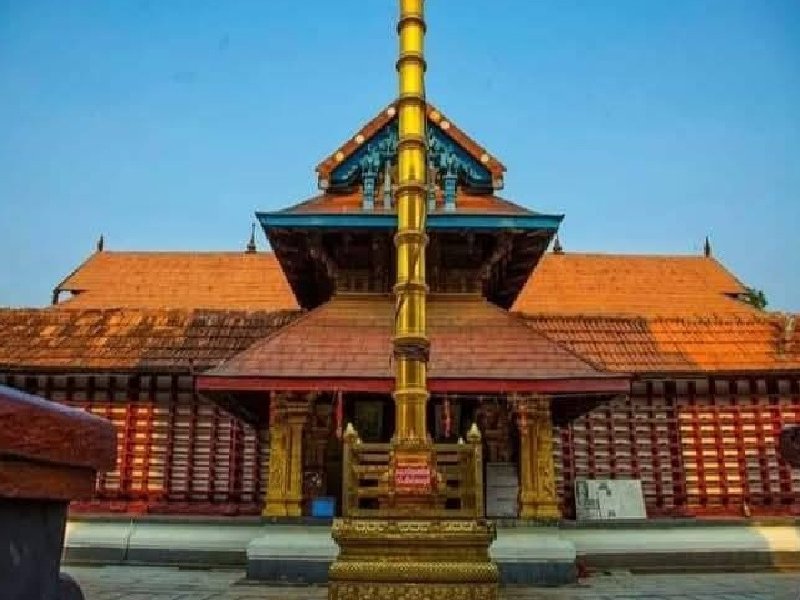 तिरुवरप्पु श्री कृष्ण मंदिर: यहां श्री कृष्ण लगता है एक दिन में 10 बार भोग, देरी होने पर कमजोर हो जाती है रहस्यमयी प्रतिमा