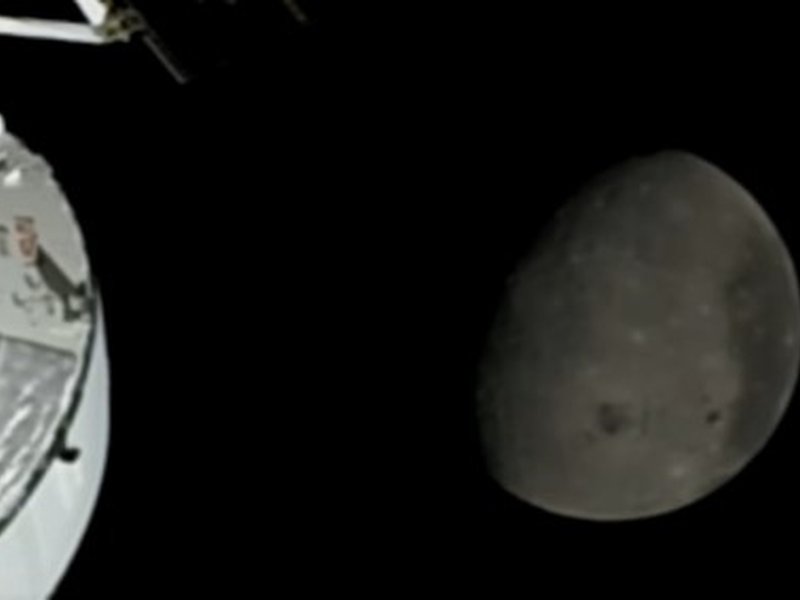 आर्टेमिस II के एस्ट्रोनॉट्स ने स्पेस में सबसे लंबी उड़ान का तोड़ा रिकॉर्ड