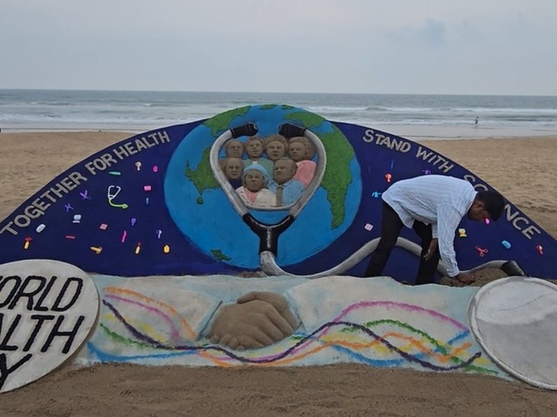 Sudarsan Pattnaik salutes frontline workers on World Health Day with sand sculpture at Puri Beach