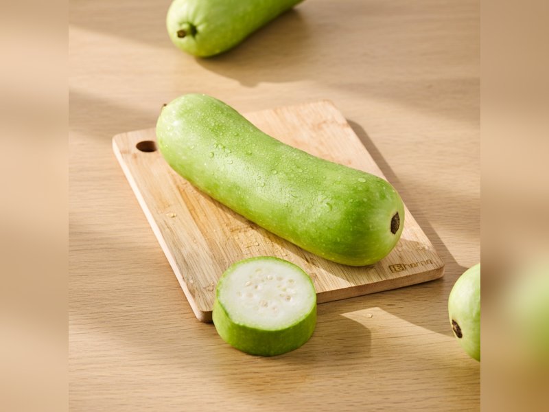 कम कैलोरी से लेकर दिल और पाचन तक, जानिए कैसे शरीर को अंदर से मजबूत बनाती है लौकी