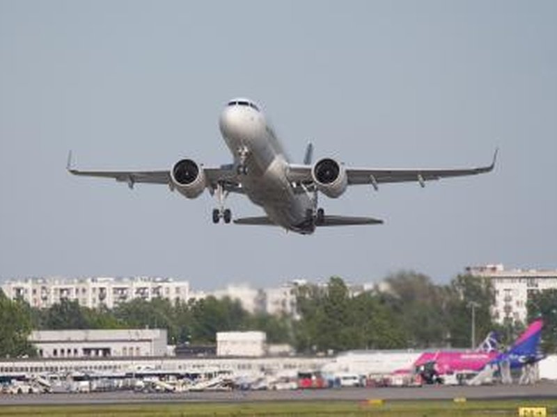 Govt allows Gulf airlines to carry cargo in passenger planes to keep supply chains going