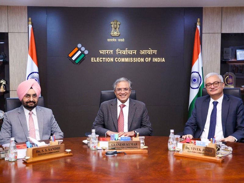 Trinamool writes to CEC accusing poll officials in Bengal of being politically biased