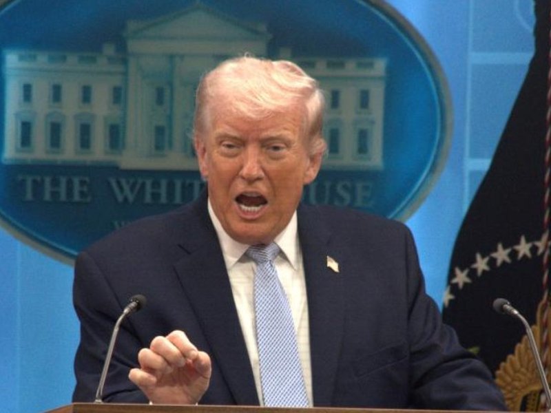 Pakistan PM seeks pause on Trump's threats against Iran