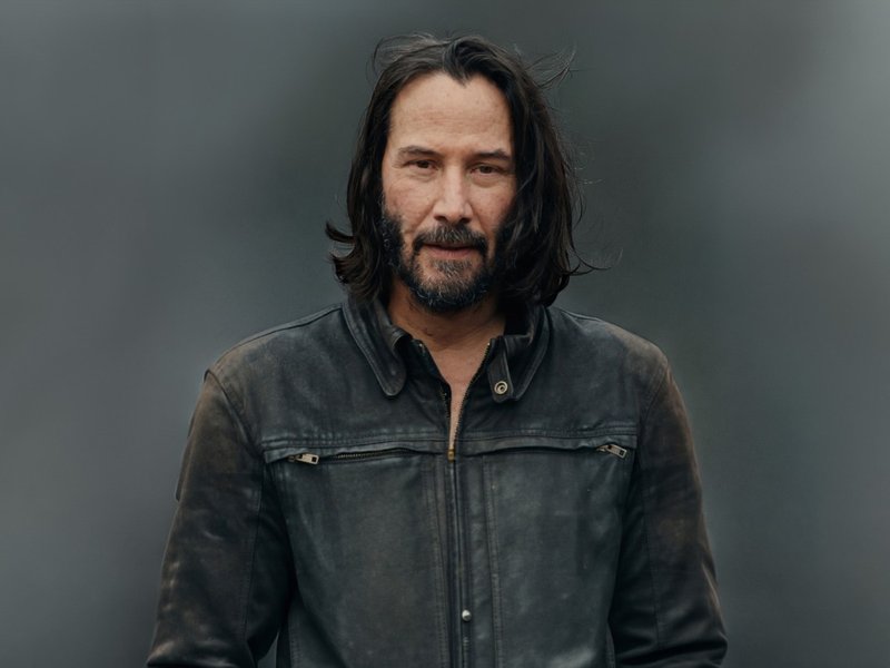 Keanu Reeves to aspiring actors:  'Respect who you're working with until...'
