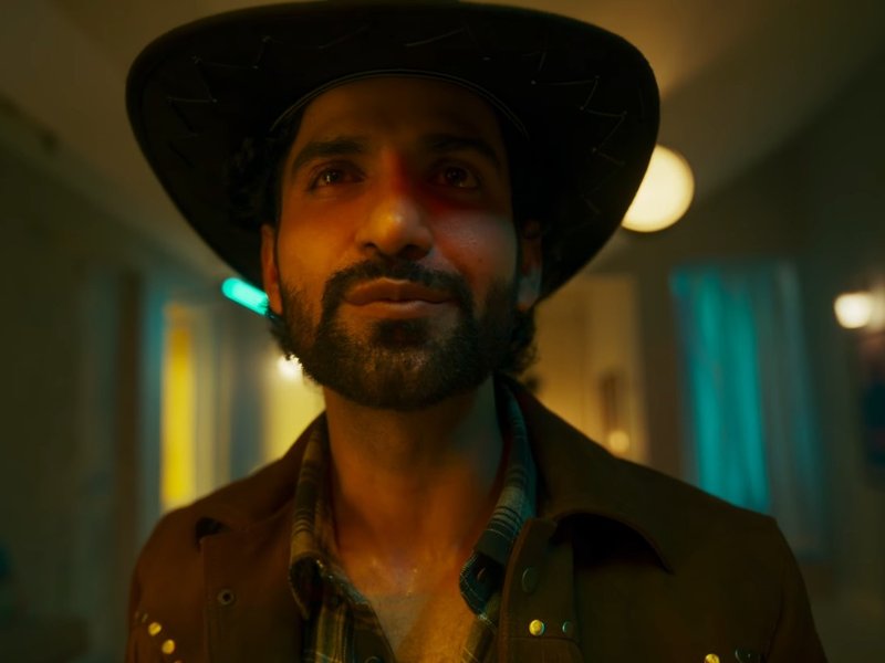 Candy And The Pizza Ggirl shares an exciting tale of an unforgettable chaotic night