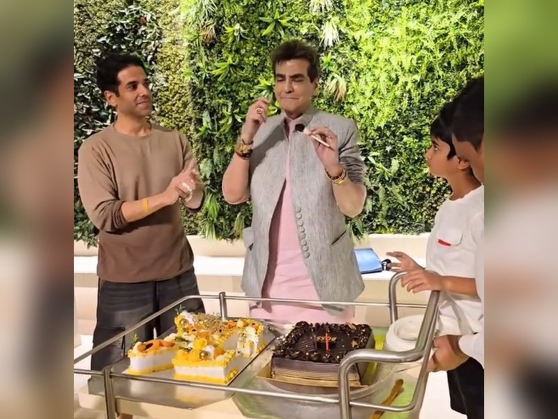 Tusshar Kapoor shares throwback clip as he misses Jeetendra’s birthday 