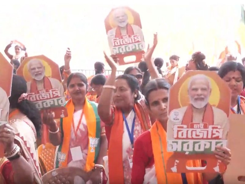 प्रधानमंत्री की जनसभा में पहुंची महिलाओं में उत्साह, बोलीं-पश्चिम बंगाल में परिवर्तन चाहिए