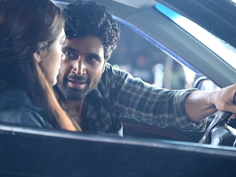 Dacoit Review: Adivi Sesh, Mrunal Thakur Shine in This Gritty Tale of Love and Revenge