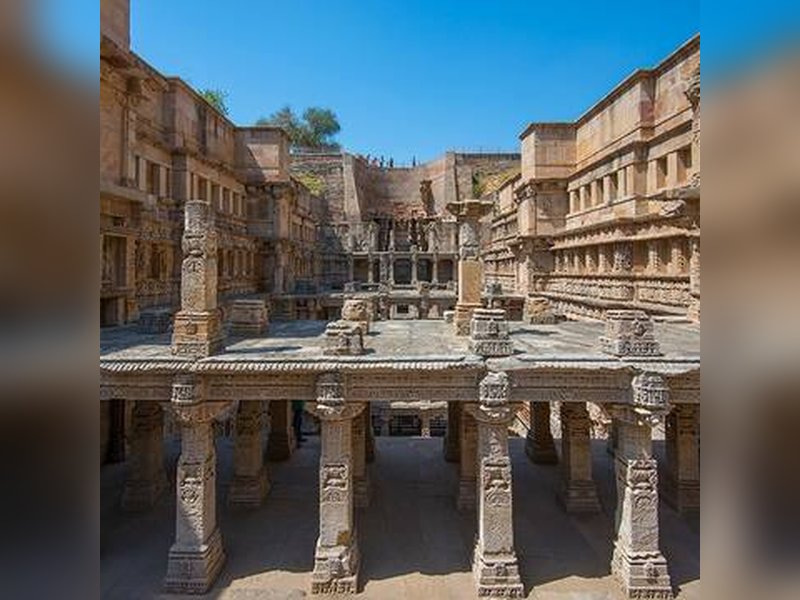 11वीं सदी में हुआ था इस सीढ़ीदार कुएं का निर्माण, उल्टे मंदिर जैसा दिखता है जल वास्तुकला का बेमिसाल प्रमाण, सौ के नोटों पर भी अंकित 