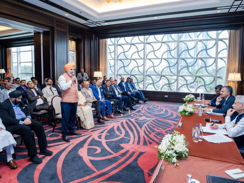 EAM Jaishankar meets members of the Indian community in UAE