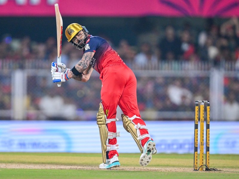 आईपीएल 2026: एमआई-आरसीबी की टक्कर में विराट और रोहित पर रहेगी नजर, दोनों बल्लेबाजों का ऐसा है रिकॉर्ड 