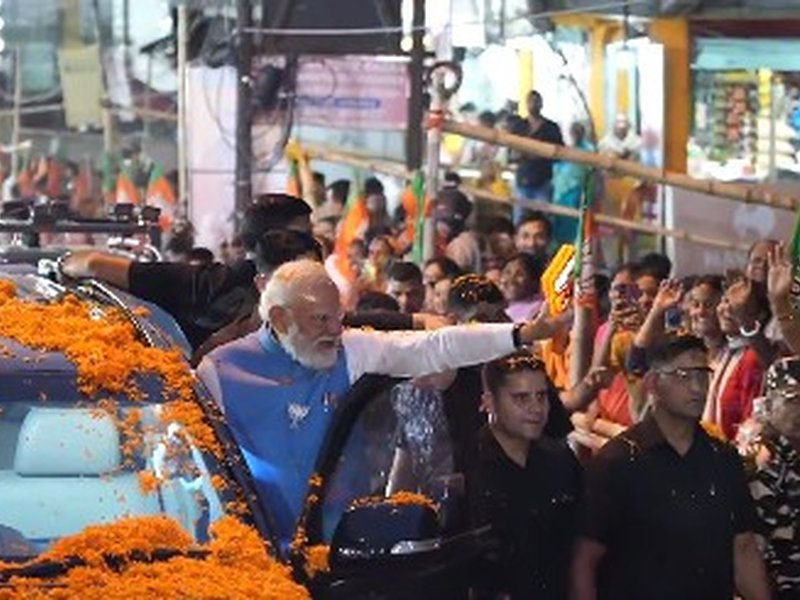 15 kms of unparalleled affection: PM Modi shares highlights of enthusiastic Siliguri roadshow