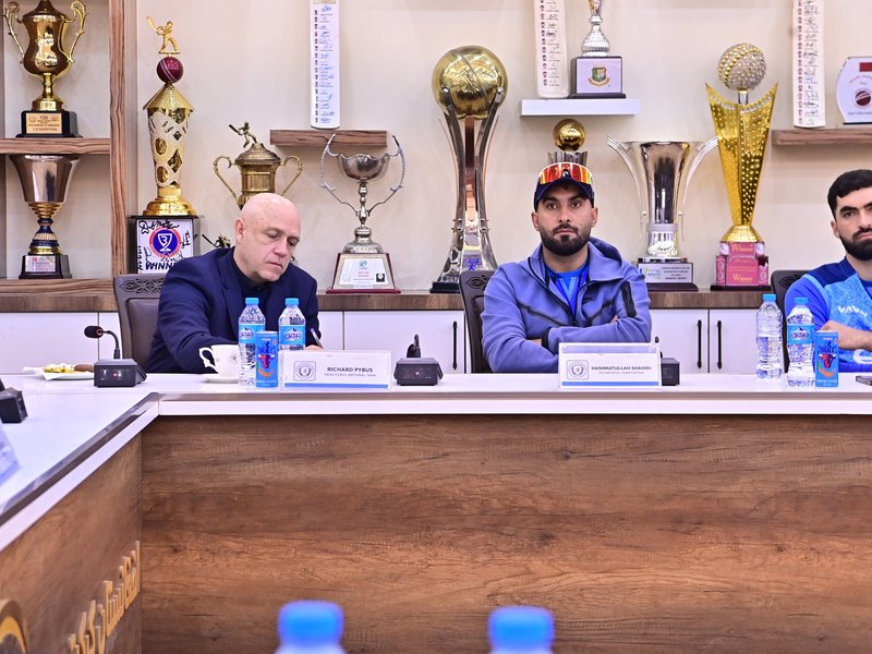 ACB officials hold strategic meeting with new head coach Richard Pybus