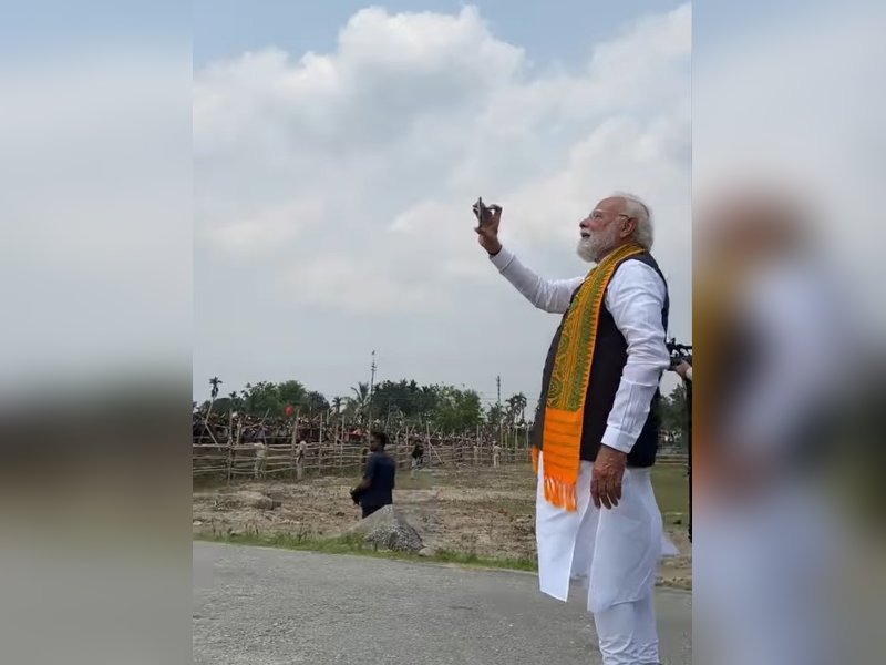 पीएम मोदी ने शेयर किया वीडियो, बोले- 'बंगाल का मिजाज देखने सिलीगुड़ी आइए, लोगों के दिल-दिमाग में भाजपा'