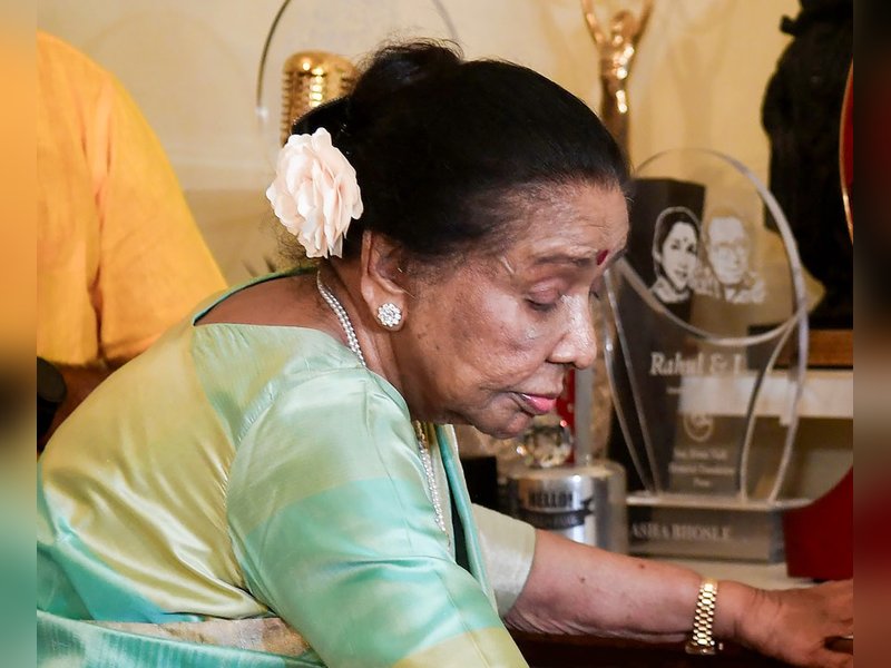 'सुर क्षेत्र' से लेकर 'इंडियन आइडल' तक: सुरों की पहचान में माहिर थीं 'आशा ताई', बतौर जज दिए थे सटीक फीडबैक 