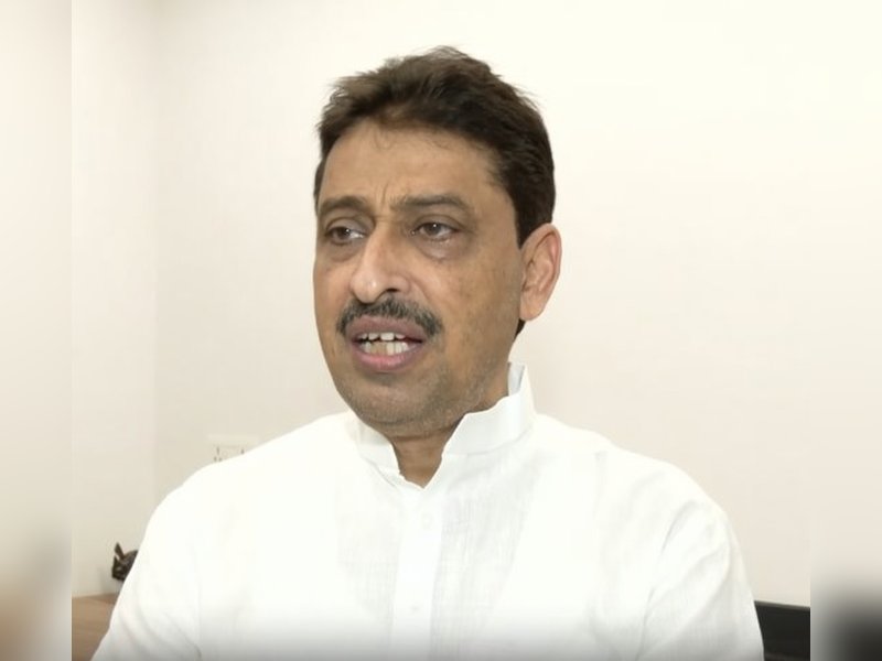 महिला आरक्षण बिल पर सपा-कांग्रेस का समर्थन, सरकार से पहले मसौदा पेश करने की मांग 