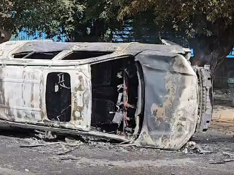 Noida workers' protest turns violent, vehicles torched; DM introduces new wage rule