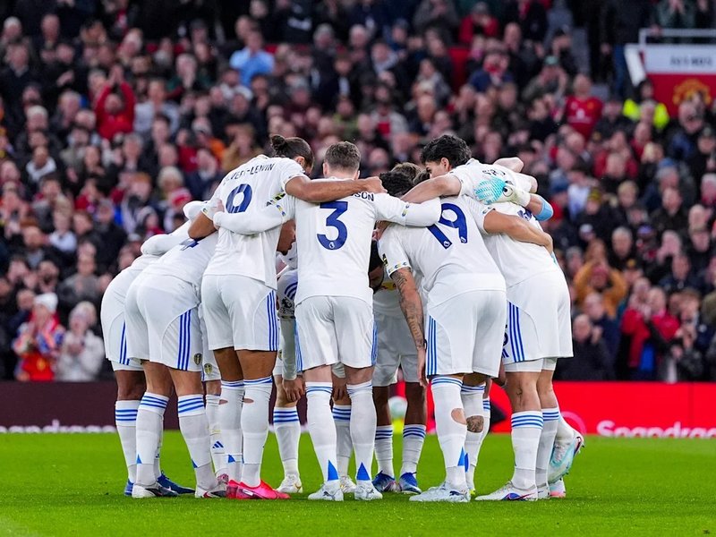 Leeds stun 10-man Man Utd to secure first league victory at Old Trafford since 1981