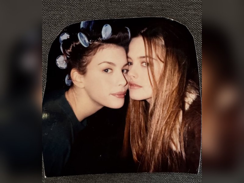 Alicia Silverstone posts ‘before selfie’ picture with Liv Tyler: Sweet little 90’s moment 