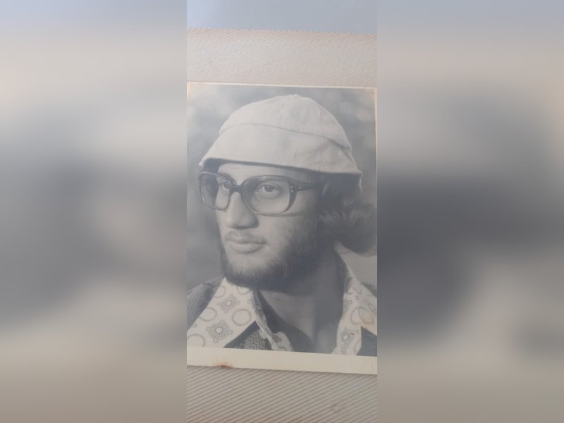 Anupam Kher says, 'Confidence is the best hairstyle' as he recalls his early days in the industry