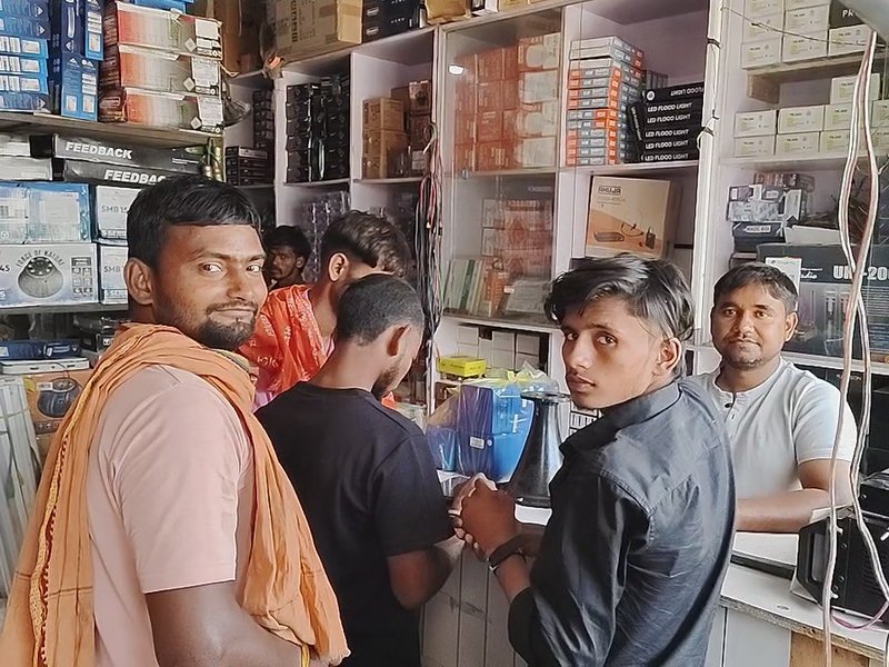 पीएमईजीपी योजना की मदद से सफल उद्यमी बन युवाओं को रोजगार दे रहे शेखपुरा के सिराज अंसारी, सरकार का जताया आभार 