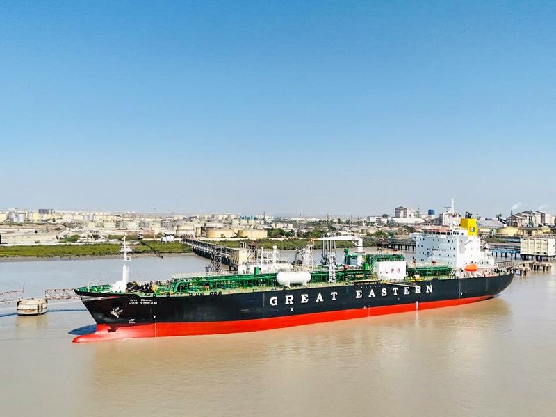 India’s LNG import bill rises as prices, shipping costs shoot up