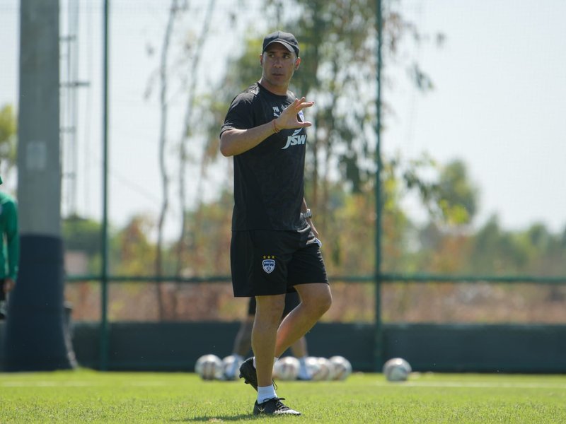 ISL 2025-26: Bengaluru take on East Bengal in high-stakes away encounter