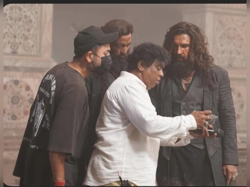 Ranveer Singh calls 'each and everyone' who was a part of Dhurandhar as a ‘true warrior’