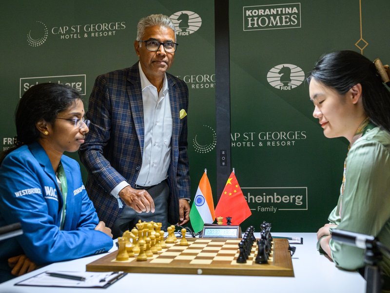 साइप्रस स्थित भारतीय उच्चायोग ने वैशाली की फिडे विमेंस कैंडिडेट्स जीतने पर तारीफ की 