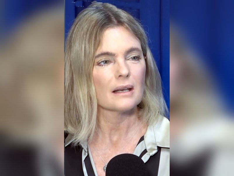 Erika Eleniak to reprise her role in ‘Baywatch’ reboot