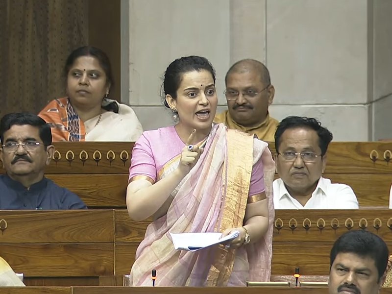 महिला आरक्षण से कंगना ने जोड़ा 'जा सिमरन' कनेक्शन, कहा- 'जाओ बेटियों, जी लो अपनी जिंदगी'