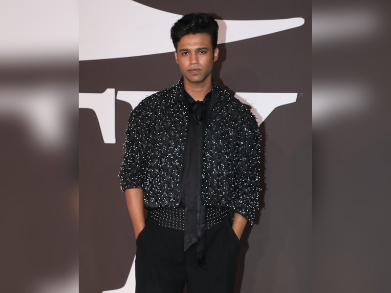 Babil Khan shares unseen pictures of his father Irrfan Khan with rare anecdote