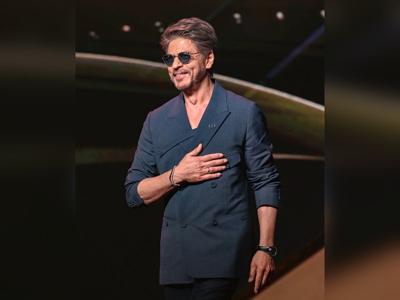 Academy gives hat-tip to Shah Rukh Khan with is iconic speech from ‘Om Shanti Om’