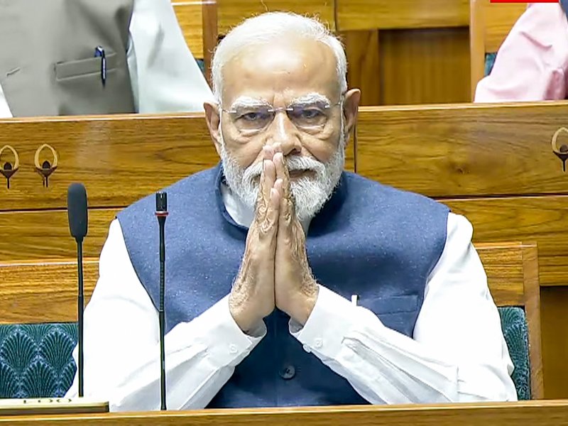 वोटिंग से पहले पीएम मोदी की अपील, 'सभी राजनीतिक दल महिला आरक्षण बिल के पक्ष में वोट डालें' 