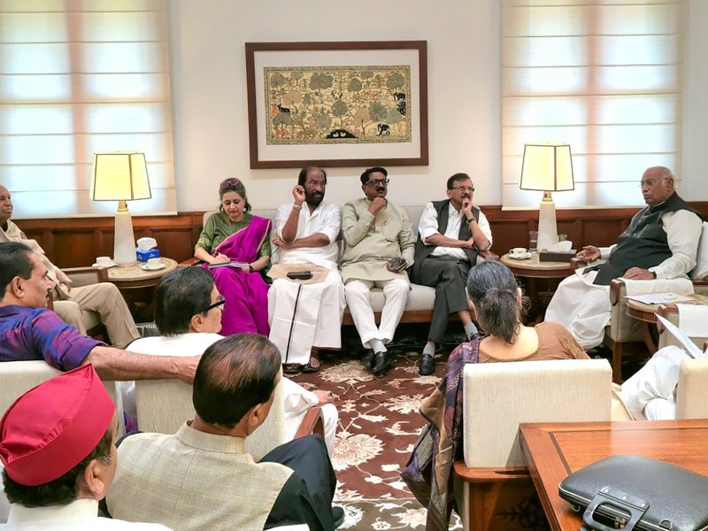 Opposition floor leaders to meet at Kharge's office at 10 am, Rahul Gandhi to skip