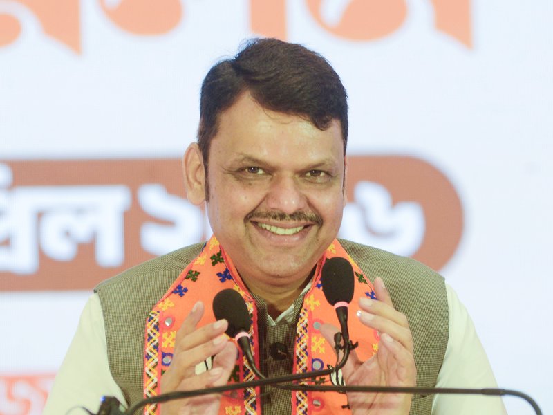 'Didi has folded democracy in her pocket': Maha CM Fadnavis takes jibe at Mamata Banerjee (IANS Exclusive)