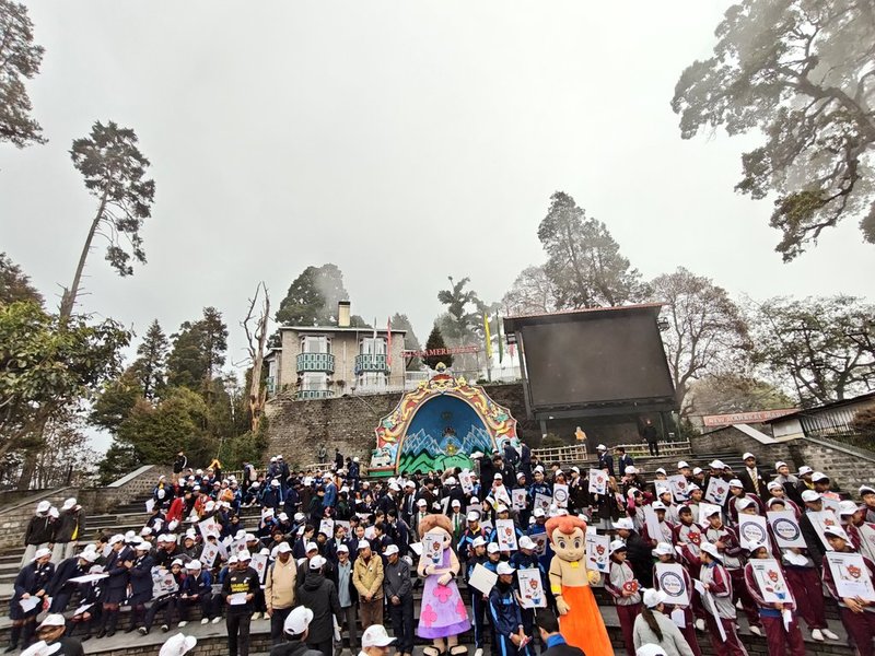 दार्जिलिंग में ईसीआई के मतदाता जागरूकता वॉकथॉन का आयोजन, लोगों ने बढ़-चढ़कर लिया हिस्सा