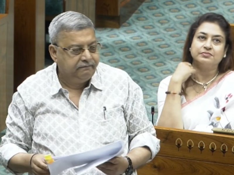 2027 यूपी चुनाव में 50 प्रतिशत टिकट महिलाओं को दें : कल्याण बनर्जी 