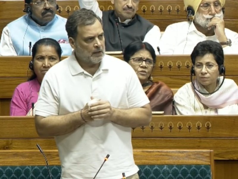 मेरी बहन ने 5 मिनट में वह हासिल कर लिया, जो मैं 20 साल में नहीं कर पाया : लोकसभा में बोले राहुल गांधी