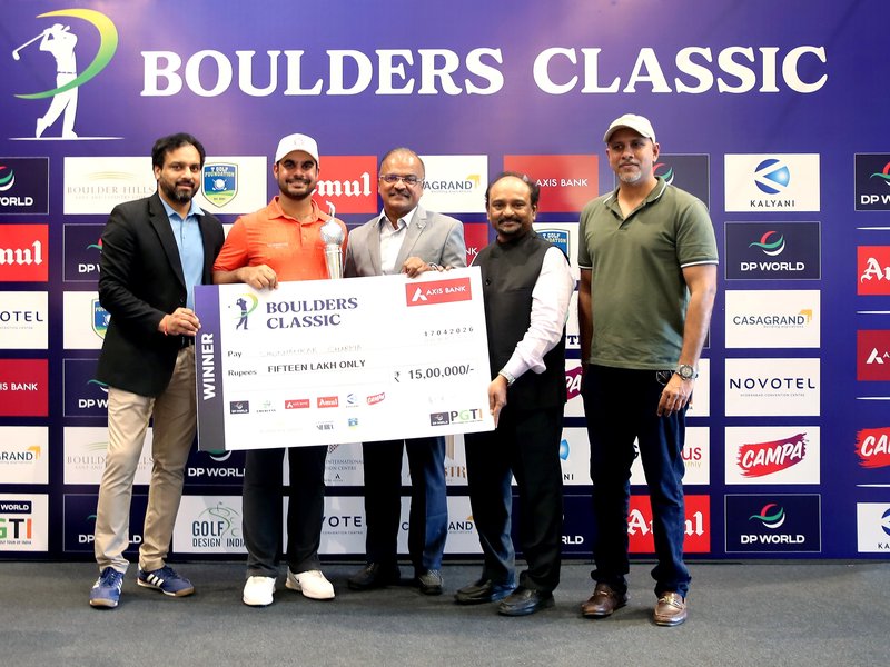 Shubhankar Sharma ends 8-year title drought with convincing eight-shot victory in the inaugural INR 1 crore Boulders Classic played at the Boulder Hills Golf & Country Club in Hyderabad on Friday. Photo credit: PGTI