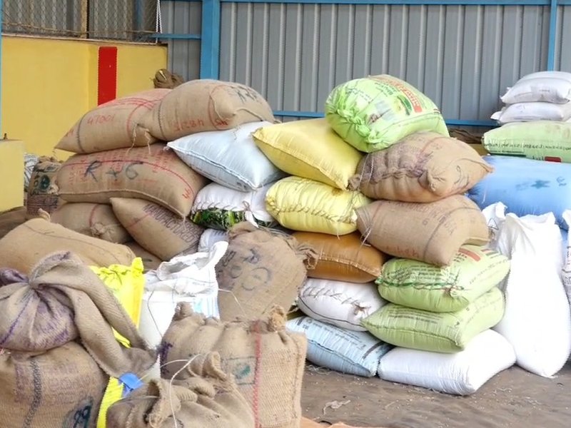 Govt fails to provide sacks for chickpea procurement in Hubballi, farmers left in lurch