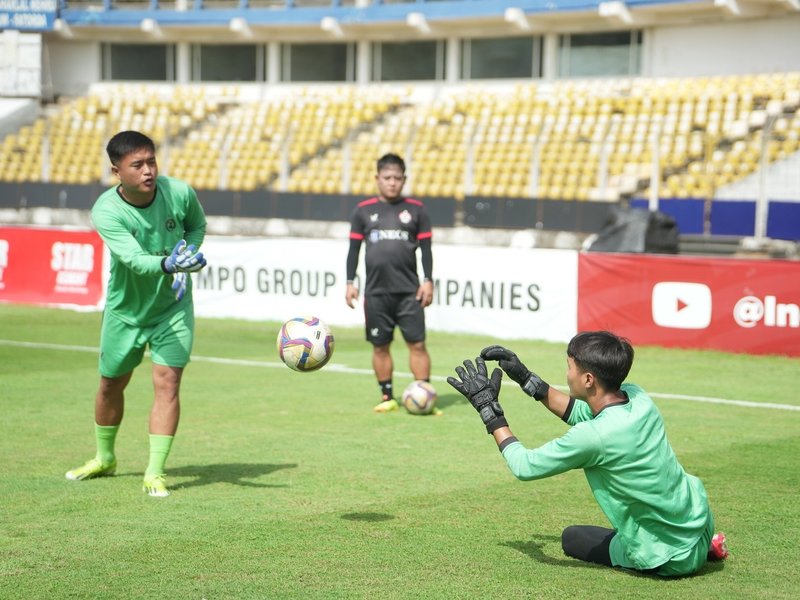 Diamond Harbour brush aside Gokulam Kerala to tighten grip on top spot in the Indian Football League (IFL) 2025-26 at the Kalyani Stadium in Kalyani, West Bengal, on Saturday. Photo credit: AIFF
