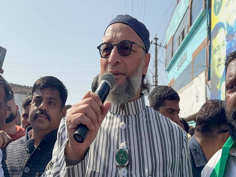 Owaisi writes to Indian Consulate in Dubai seeking repatriation of Hyderabad man's body