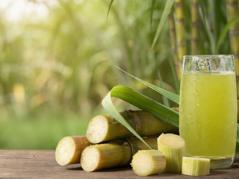 गर्मियों में गन्ने का जूस हर किसी के लिए सुरक्षित नहीं, इन बातों का रखें ध्यान