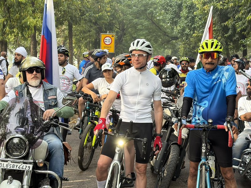 भारत-रूस राजनयिक संबंधों की स्थापना की 79वीं सालगिरह पर साइकिल रैली का आयोजन 