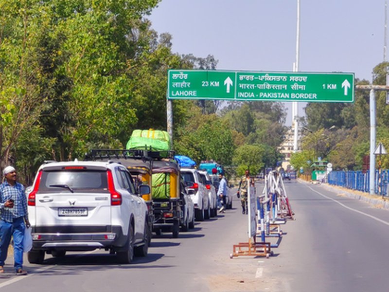 Pakistan denies visas to 92 Indian devotees: Report